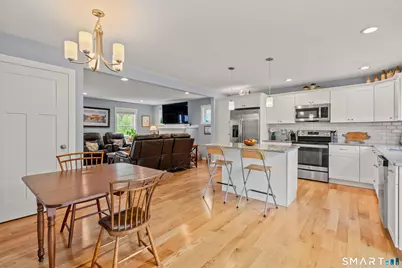 39 Chapman Chase #39, Windsor Locks, CT 06096 - Photo 10