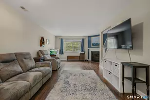 310 Boston Post Rd, Waterford, CT 06385 - Photo 4