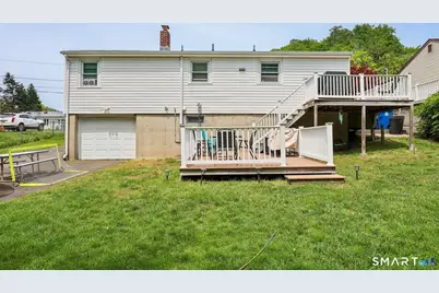 94 Roosevelt St Extension, New Haven, CT 06513 - Photo 2