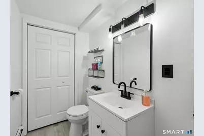 94 Roosevelt St Extension, New Haven, CT 06513 - Photo 16