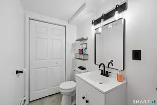 94 Roosevelt St Ext, New Haven, CT 06513 - Photo 16