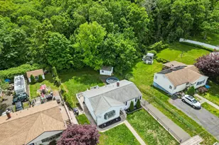 94 Roosevelt St Ext, New Haven, CT 06513 - Photo 32