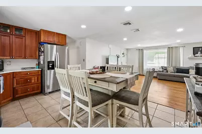 94 Roosevelt St Extension, New Haven, CT 06513 - Photo 10