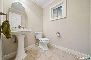 32 Crows Nest Ln, Danbury, CT 06810 - Photo 10