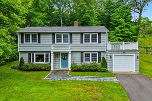 27 Shawnee Rd, Trumbull, CT 06611 - Photo 1
