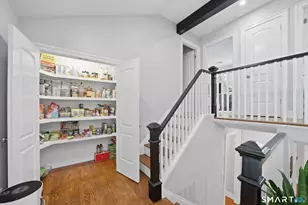 27 Shawnee Rd, Trumbull, CT 06611 - Photo 14