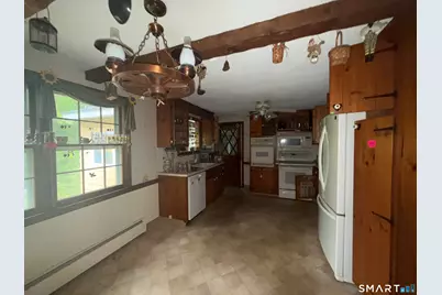 55 Metacomet Road, Plainville, CT 06062 - Photo 10