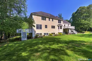 91 Cranbury Dr, Trumbull, CT 06611 - Photo 38