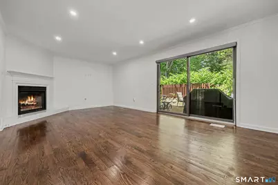 3300 Park Avenue #33, Bridgeport, CT 06604 - Photo 12