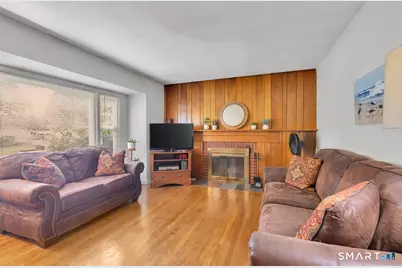 36 Willow Street, South Windsor, CT 06074 - Photo 2