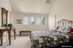 89 Harbor Dr, Stamford, CT 06902 - Photo 12