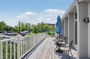 89 Harbor Dr, Stamford, CT 06902 - Photo 18