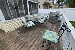 118 St Charles St, West Hartford, CT 06119 - Photo 24
