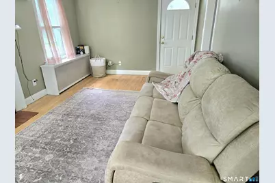 118 Saint Charles Street, West Hartford, CT 06119 - Photo 6