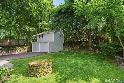 6 Belmont Place, Norwalk, CT 06853 - Photo 32
