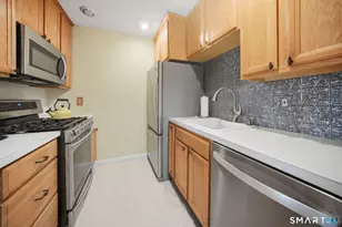 11 Lakeside Dr, Bristol, CT 06010 - Photo 4