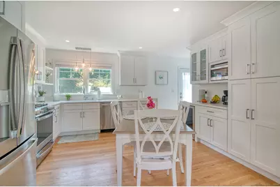 21 Overlook Avenue, Groton, CT 06355 - Photo 6