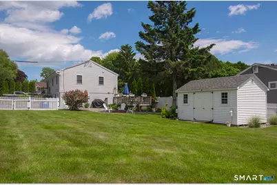 21 Overlook Avenue, Groton, CT 06355 - Photo 30