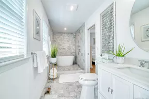 21 Overlook Ave, Groton, CT 06355 - Photo 10