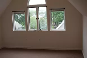 25-27 Jetland Pl, Bridgeport, CT 06605 - Photo 6