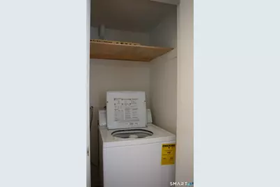 25-27 Jetland Place #27, Bridgeport, CT 06605 - Photo 12