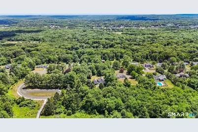 83 Kings Highway, North Haven, CT 06473 - Photo 38