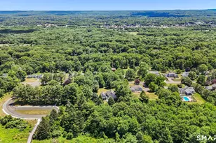 83 Kings Hwy, North Haven, CT 06473 - Photo 38
