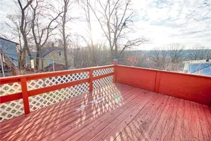 250 Wall St, Waterbury, CT 06704 - Photo 12