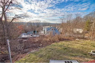 250 Wall Street, Waterbury, CT 06704 - Photo 10