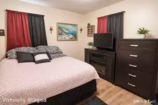 250 Wall St, Waterbury, CT 06704 - Photo 22