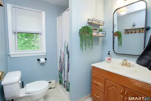 9-11 Winthrop St, Simsbury, CT 06081 - Photo 14