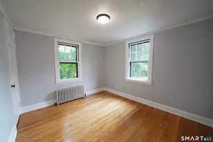 9-11 Winthrop St, Simsbury, CT 06081 - Photo 30