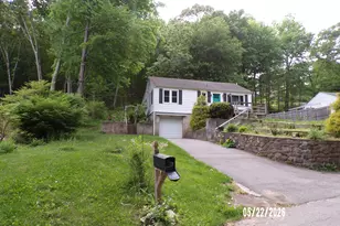41 Bissell Pl, Seymour, CT 06483 - Photo 2