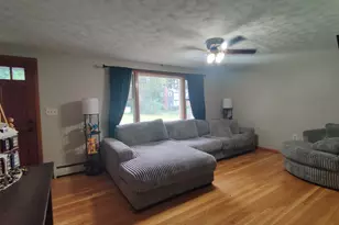 35 Brook Rd, Enfield, CT 06082 - Photo 12