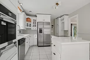 283 Derby Ave, Orange, CT 06477 - Photo 20