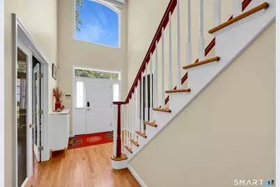 31 Bishop Road, West Hartford, CT 06119 - Photo 16
