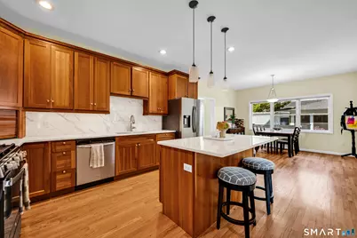 31 Bishop Road, West Hartford, CT 06119 - Photo 4