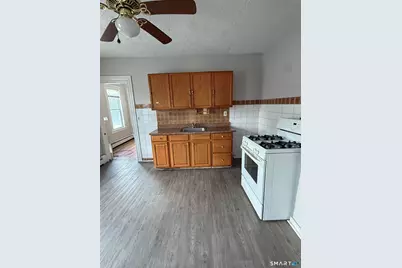 664 West Main Street #2, New Britain, CT 06052 - Photo 18