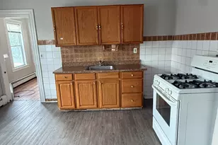 664 W Main St, New Britain, CT 06052 - Photo 18