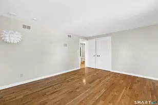 170 Clifton Ave, West Hartford, CT 06107 - Photo 20