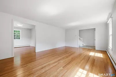 32 Pioneer Drive, Windsor, CT 06095 - Photo 8