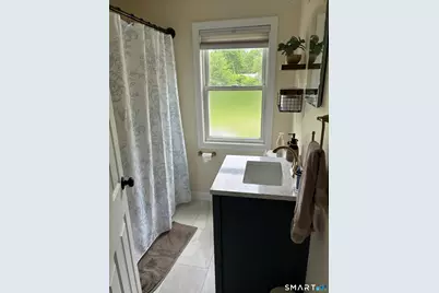 433 Reed Avenue, Windsor Locks, CT 06096 - Photo 12