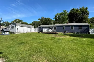 433 Reed Ave, Windsor Locks, CT 06096 - Photo 4