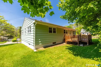 2 Charles Street, New London, CT 06320 - Photo 6