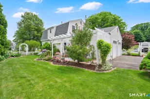 23 Brentwood Ct, Middletown, CT 06457 - Photo 6