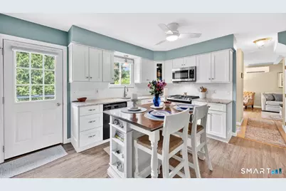 23 Brentwood Court, Middletown, CT 06457 - Photo 10