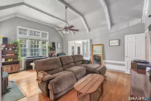 818 Middlebury Rd, Middlebury, CT 06762 - Photo 4
