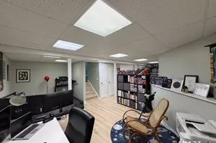 675 Townsend Ave, New Haven, CT 06512 - Photo 30