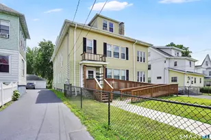 41-43 Hebron St, Hartford, CT 06112 - Photo 2