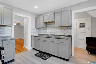 41-43 Hebron St, Hartford, CT 06112 - Photo 10